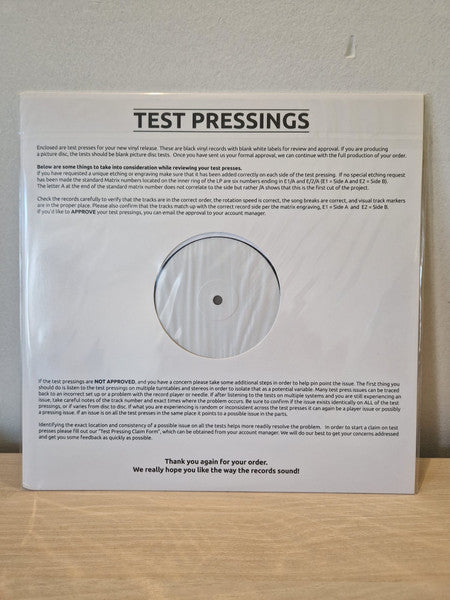 Bast (10) : Spectres (LP, TP)