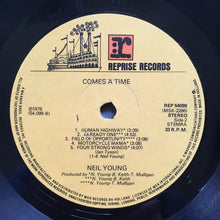 Neil Young : Comes A Time (LP, Album)